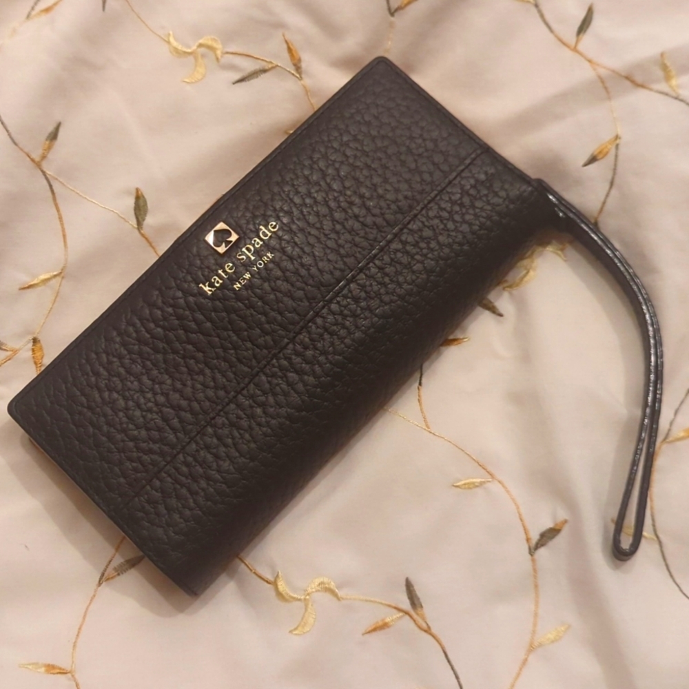Kate Spade wallet clutch